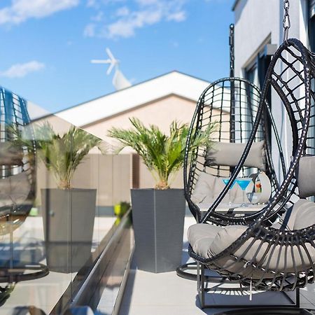 Apartamento Penthouse Rosa Malinska Exterior foto