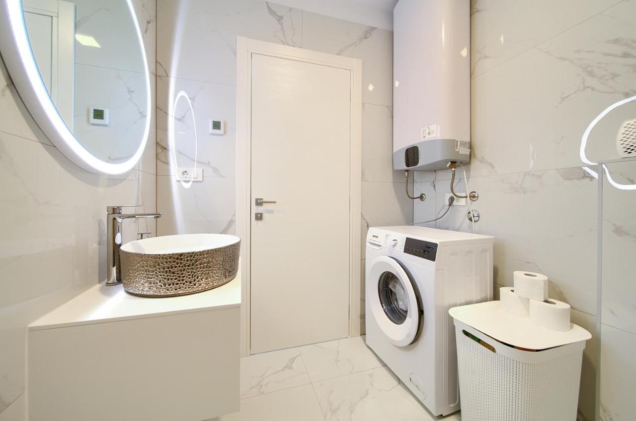 Apartamento Penthouse Rosa Malinska Exterior foto